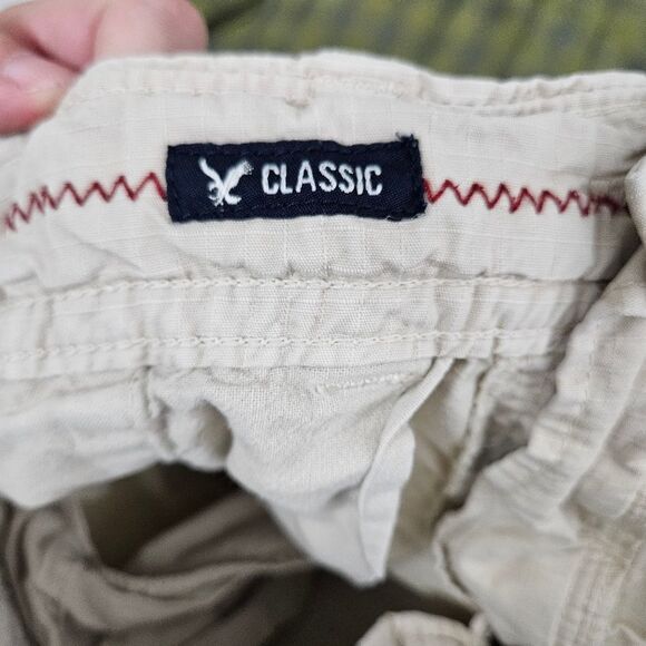 American Eagle Cargo Classic Fit Shorts Men's 32 Ivory 10" Inseam Casual Preppy - Picture 3 of 9